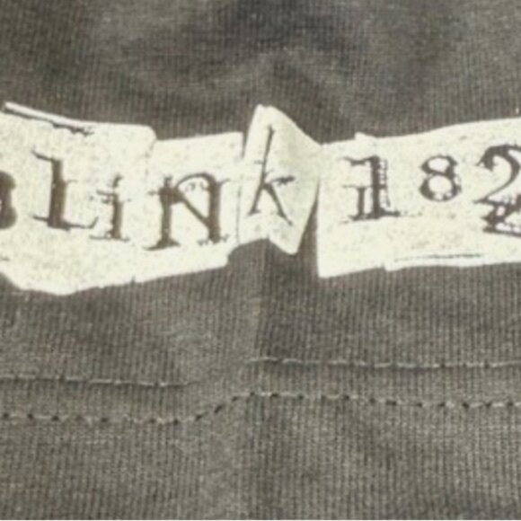 RARE Vintage 2000 Blink 182 Black Graphic Tee - Large - NWOT - Picture 4 of 5